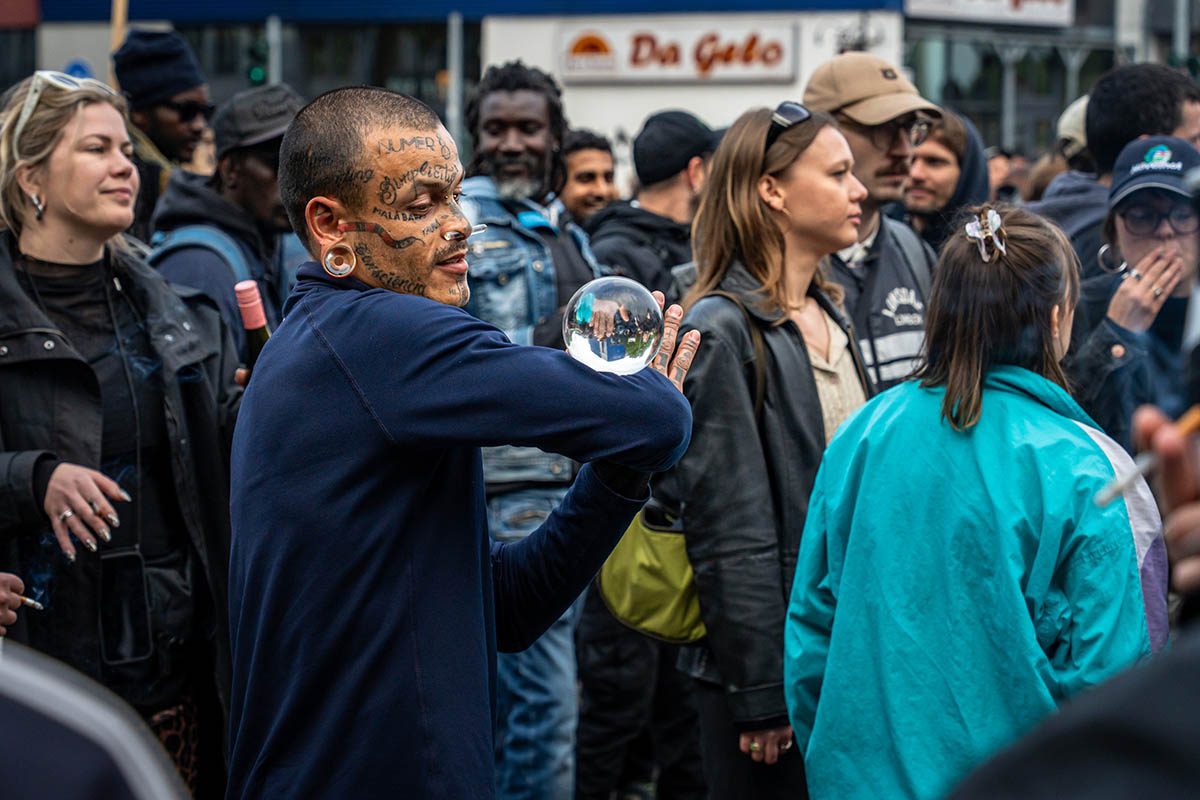 A100 wegbassen: Array