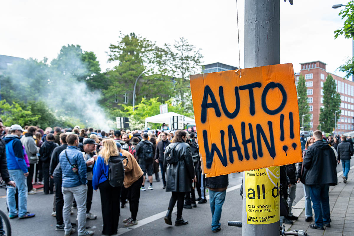 A100 wegbassen: Array