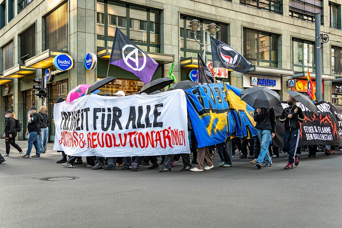 Solidaritätsdemo mit Maja: Array