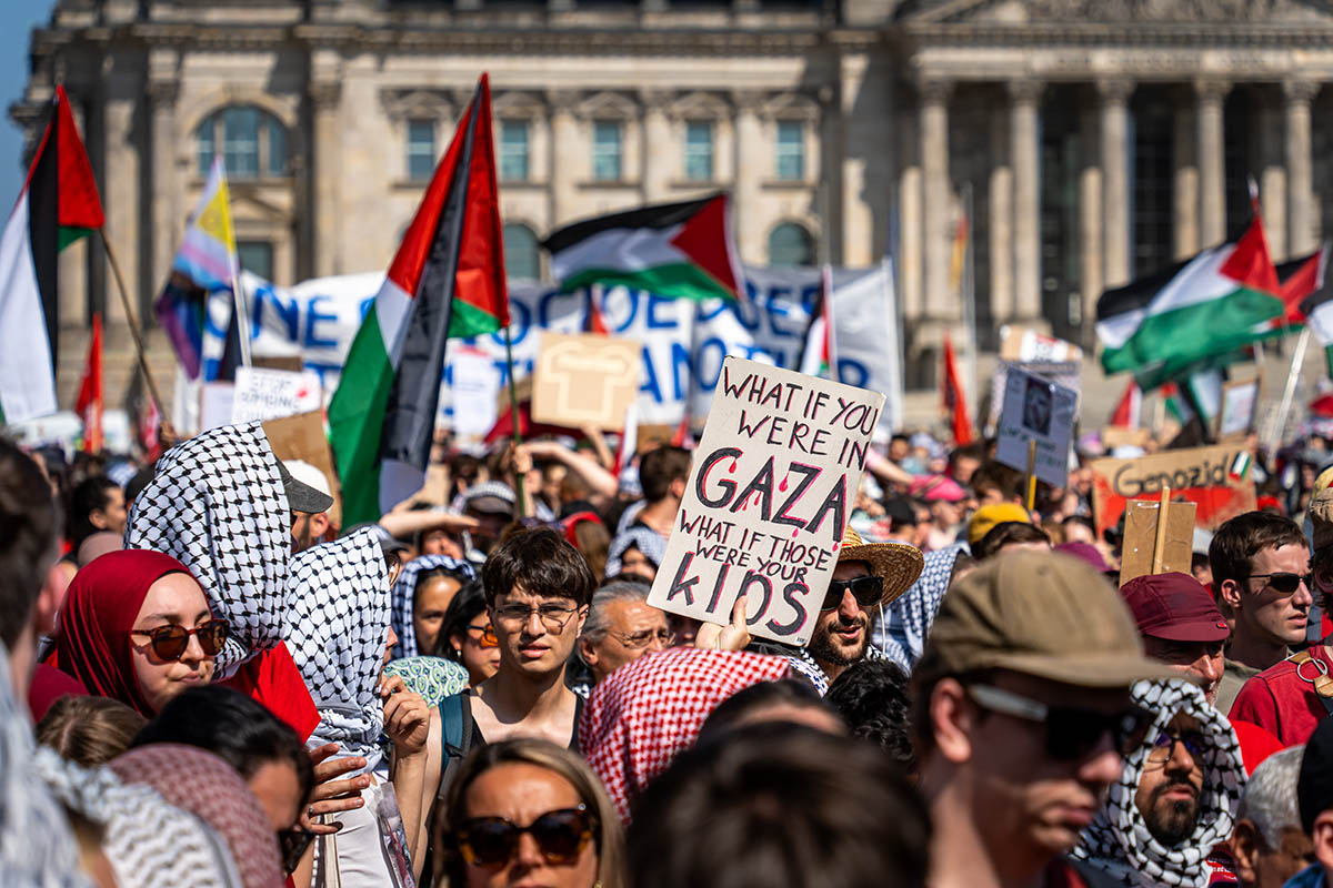 United for Gaza: Array