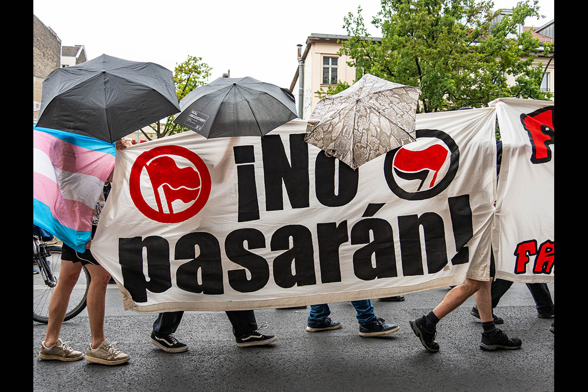 Free Maja Wanderung von Majas Vater: Array