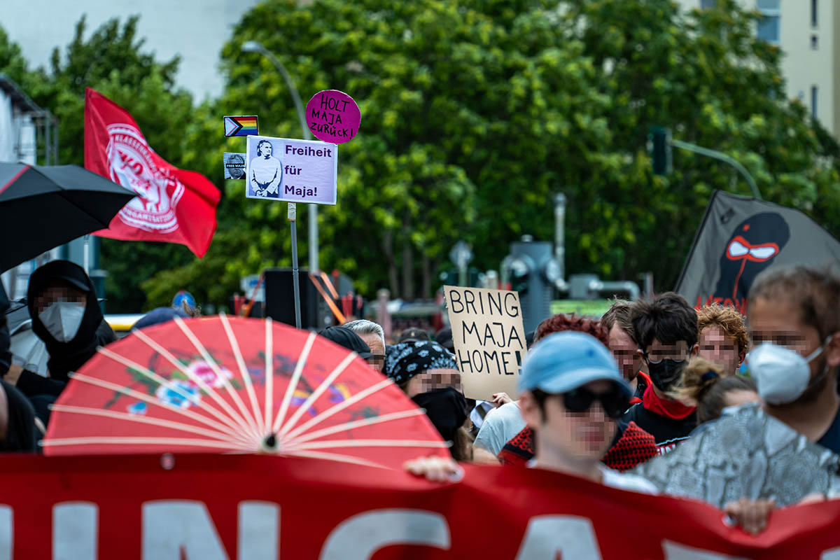 Free Maja Wanderung von Majas Vater: Array