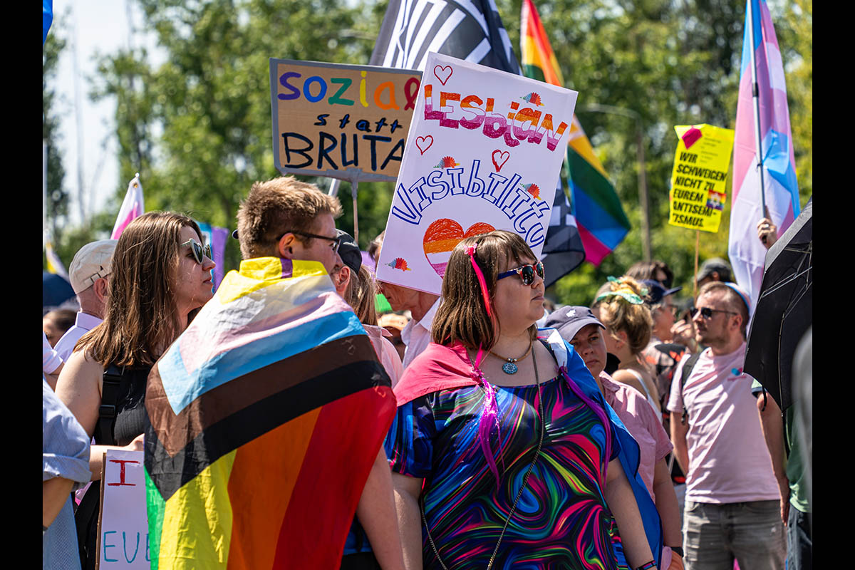 Pride Marzahn: Array