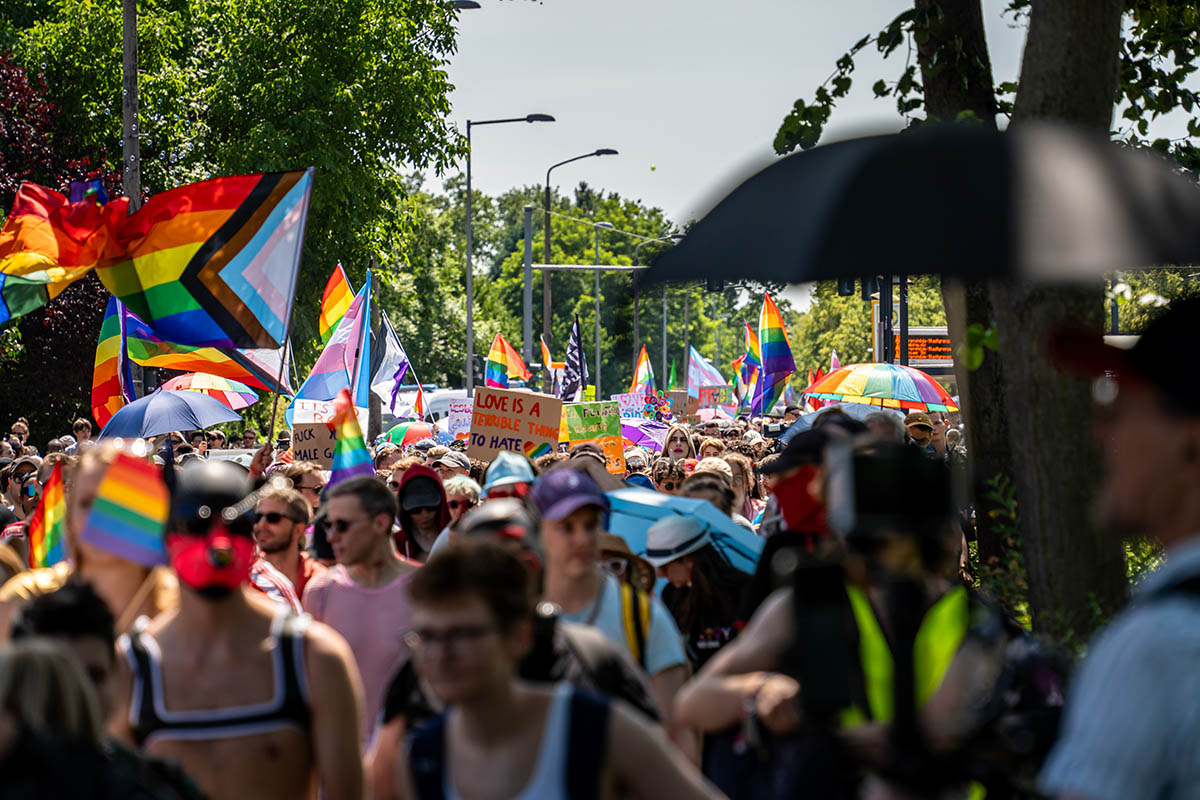 Pride Marzahn: Array