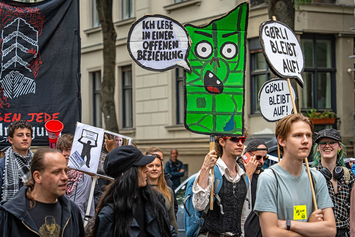 Protest gegen Zaunbau im Görli: Array