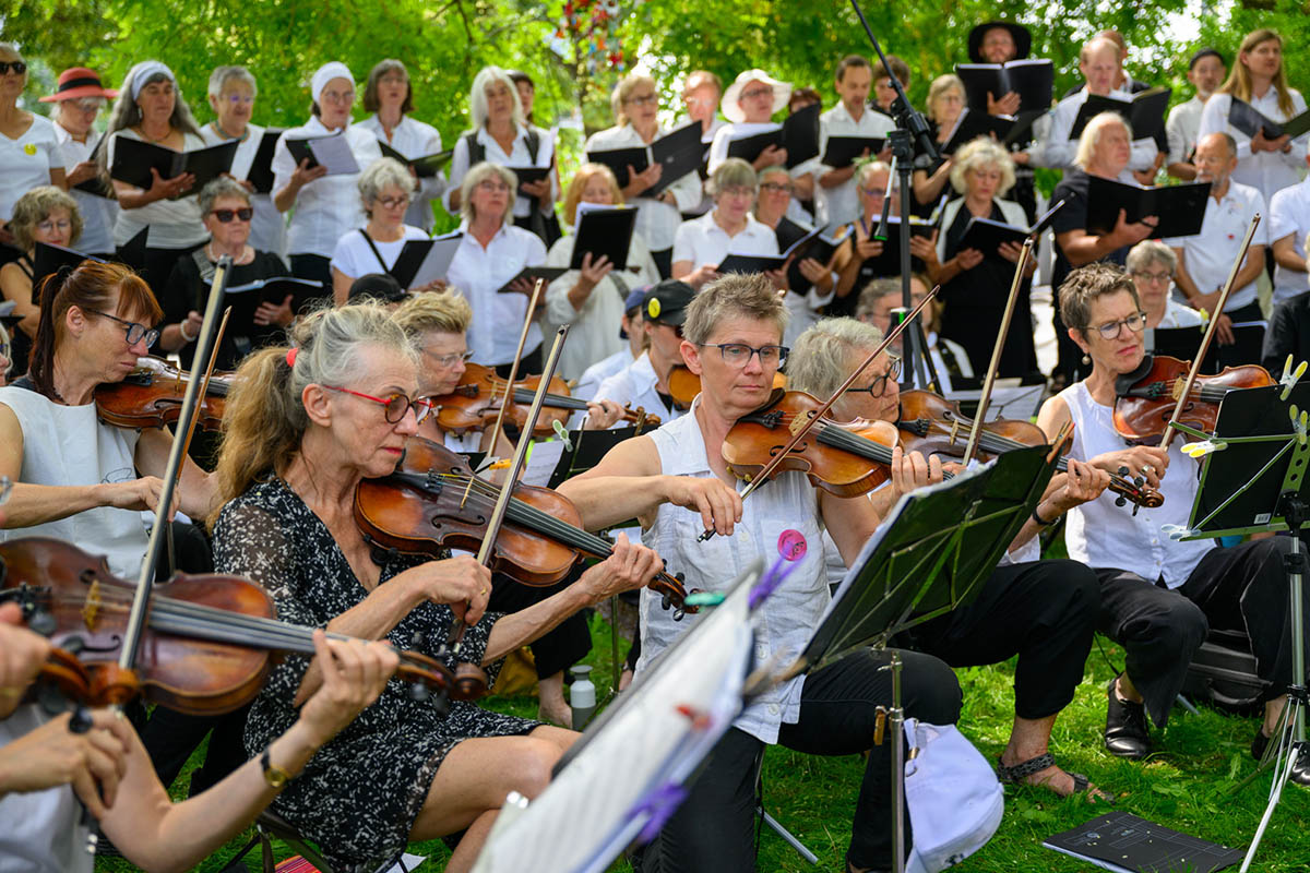 Konzert des Protestorchesters Lebenslaute zum 80ten Jahrestags des Atombombenabwurfs auf Nagsaki, Potsdam, 09.08.2025: Array