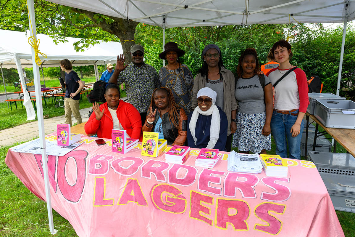 Willkommenskonzert für Geflüchtete des Protestorchesters Lebenslaute, Eisenhüttenstadt, 07.08.2025: Array