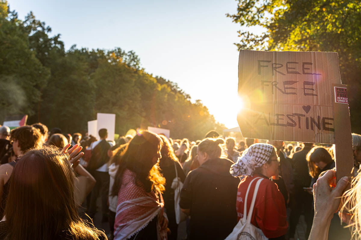 100.000 Menschen bei „All Eyes on Gaza“: Array