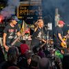 ZSK spielt Gratiskonzert gegen Rechts in Kreuzberg:    Array