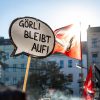 ZSK spielt Gratiskonzert gegen Rechts in Kreuzberg:    Array