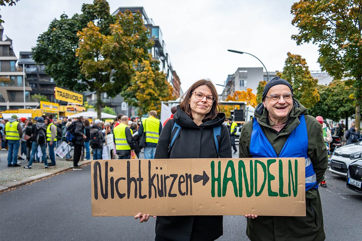 Protest gegen die Kürzungspläne des schwarz-roten Senats in Berlin: Array