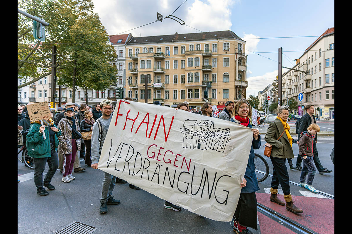 Protest gegen geplante Wolkenkratzer in Friedrichshain: Array