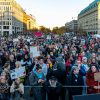 Protest gegen die rassistischen Ausfälle von Friedrich Merz:    Array