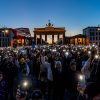 Protest gegen die rassistischen Ausfälle von Friedrich Merz:    Array