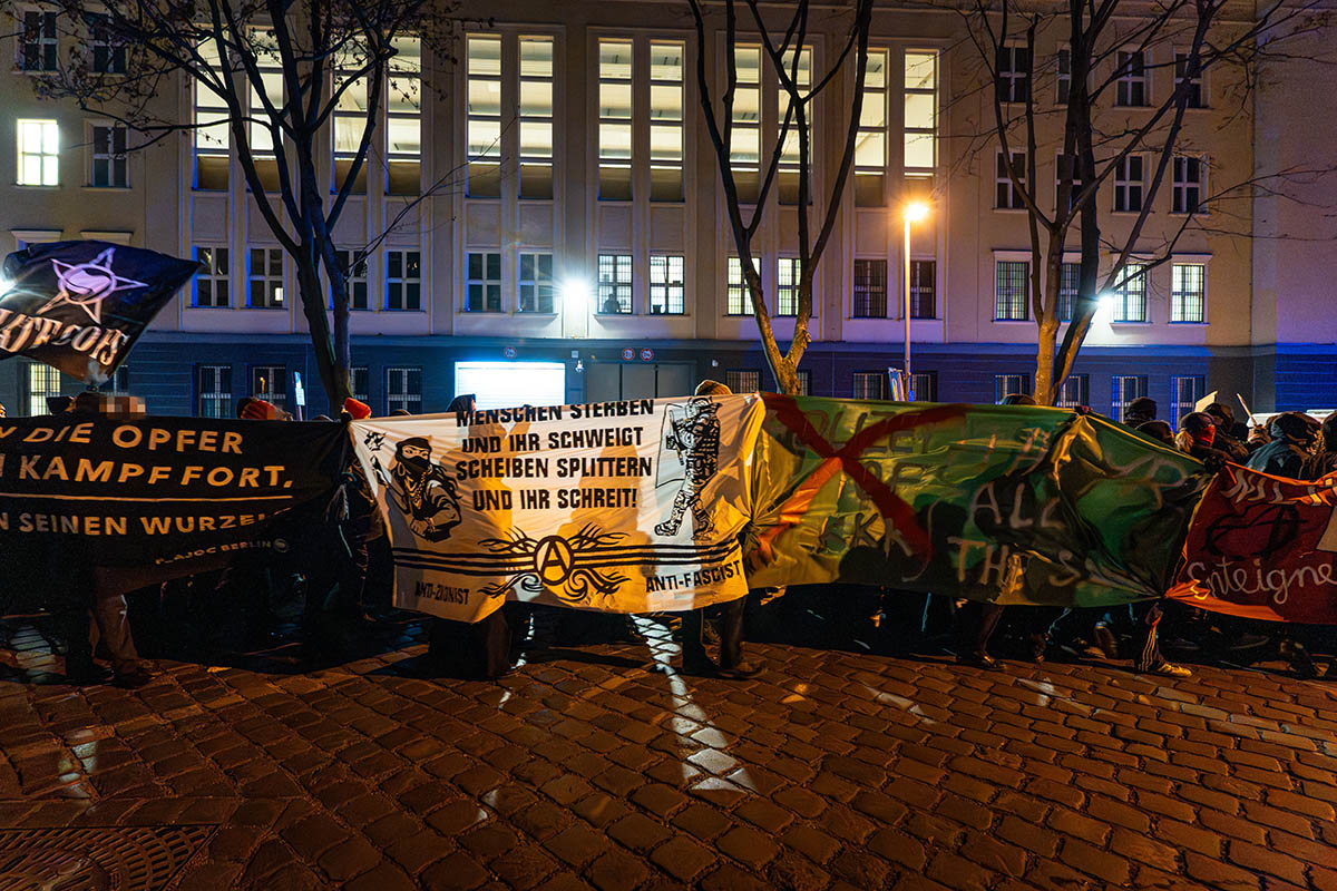 Demo gegen die Polizei am 13.12.: 