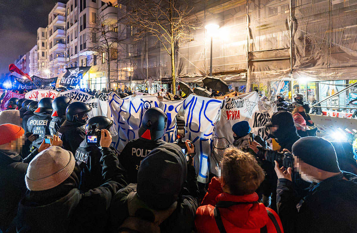 Demo gegen die Polizei am 13.12.: 