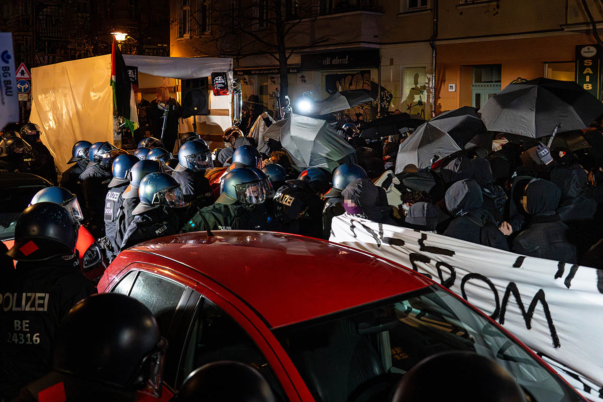 Demo gegen die Polizei am 13.12.: 