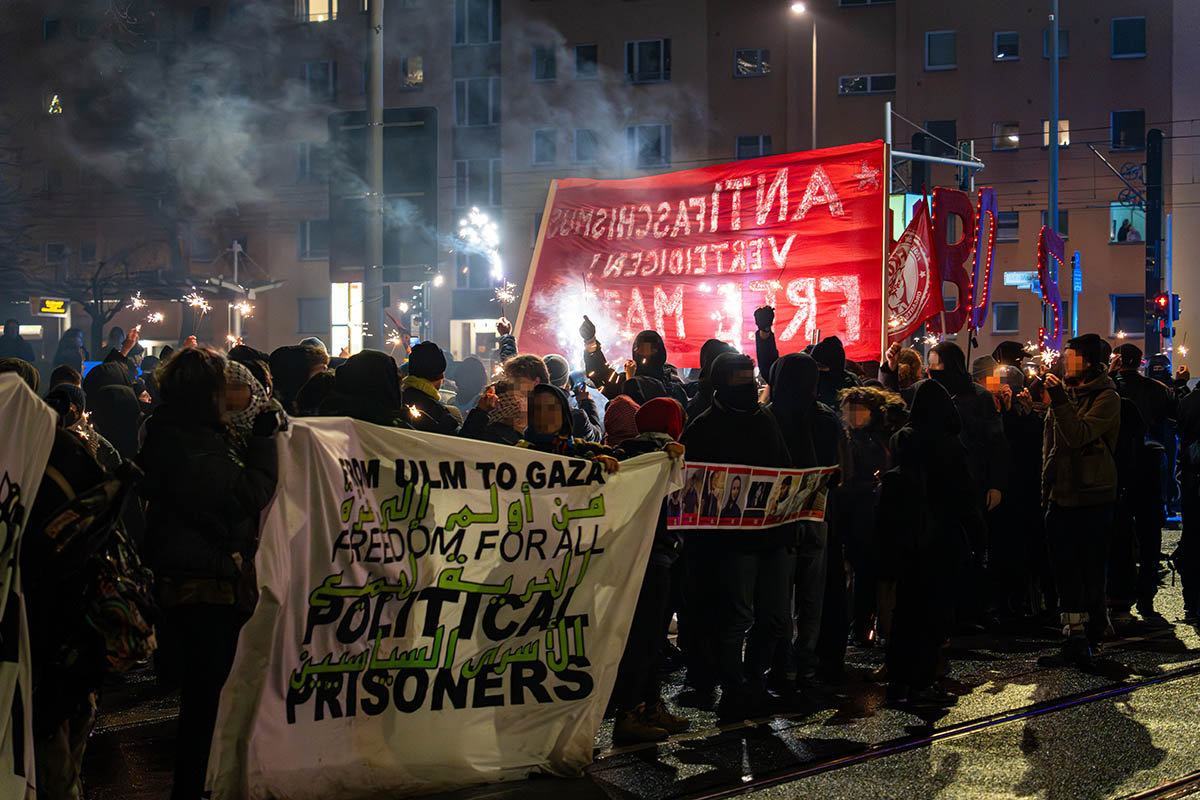 Silvesterdemo gegen Knäste und für die Freilassung politischer Gefangener: 