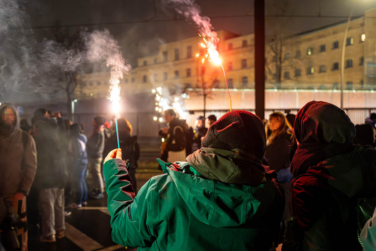 Silvesterdemo gegen Knäste und für die Freilassung politischer Gefangener: 