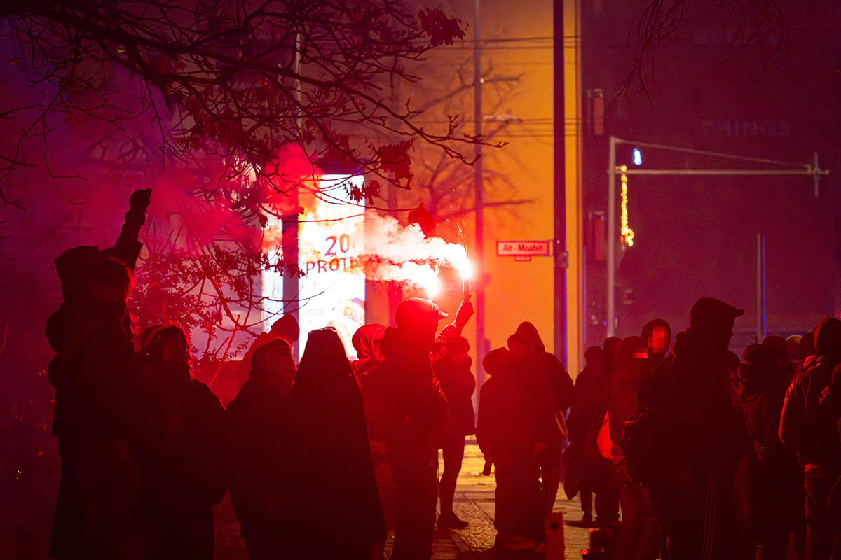 Silvesterdemo gegen Knäste und für die Freilassung politischer Gefangener: 