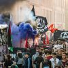 Chaotischer Erster Mai in Kreuzberg:    