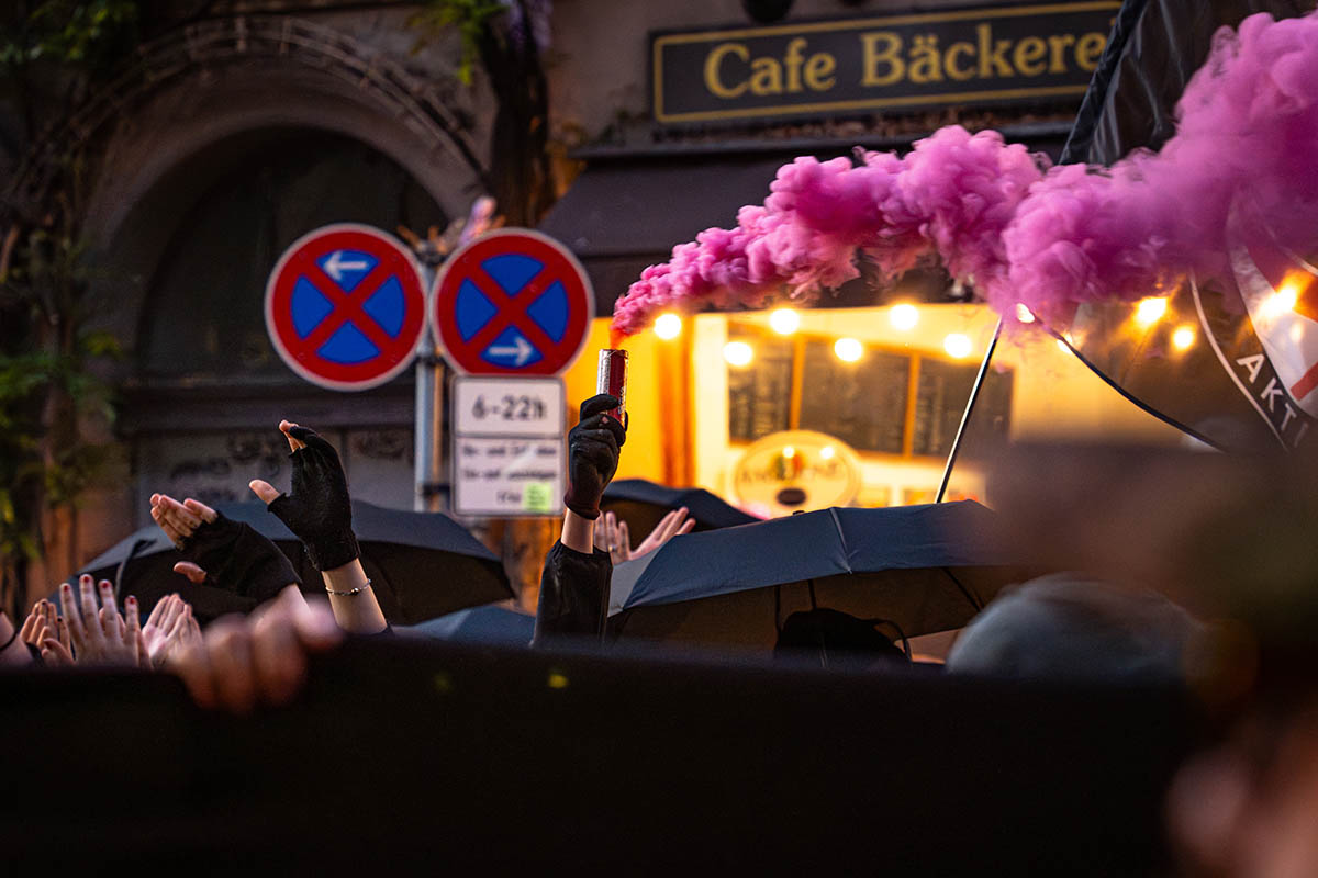 Chaotischer Erster Mai in Kreuzberg: 