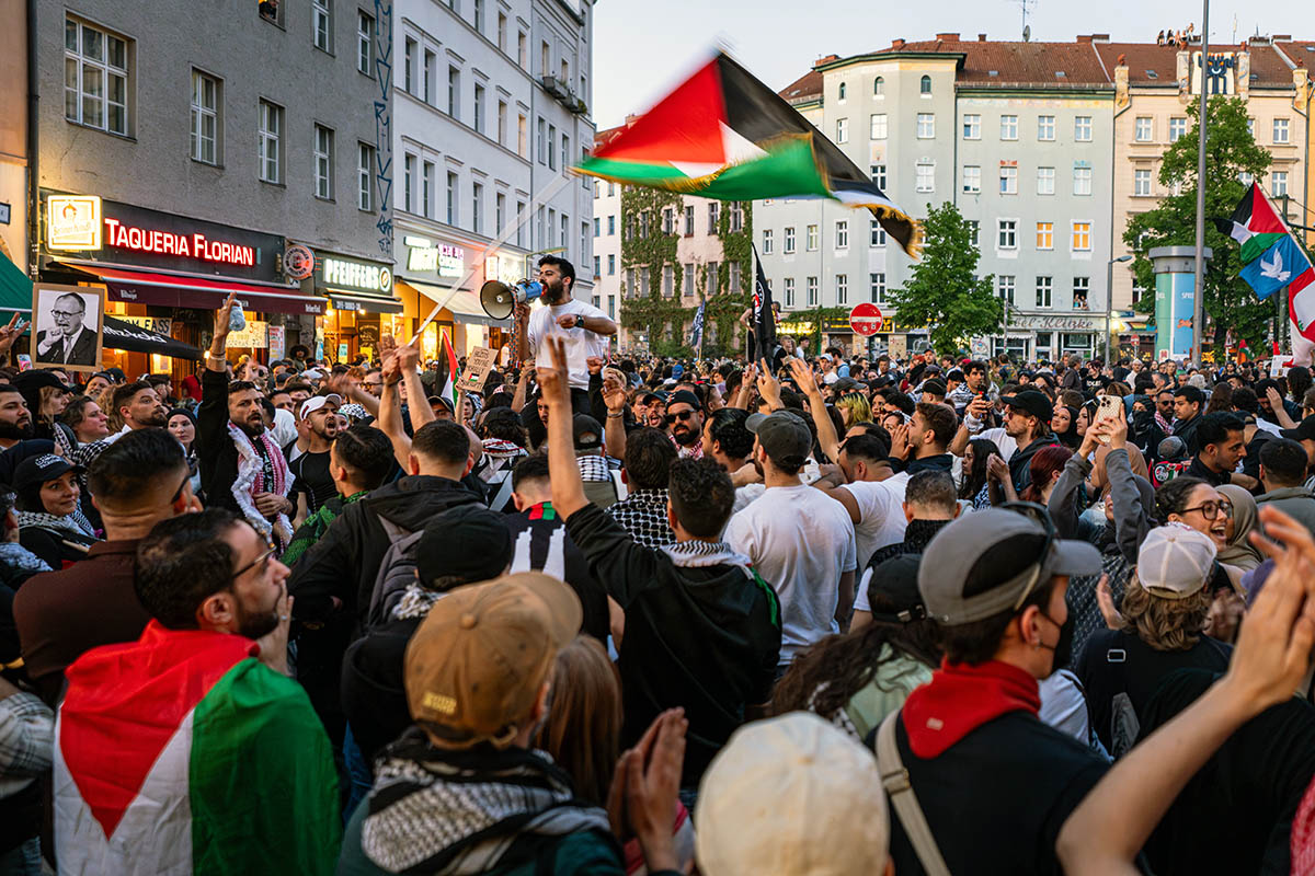 Chaotischer Erster Mai in Kreuzberg: 