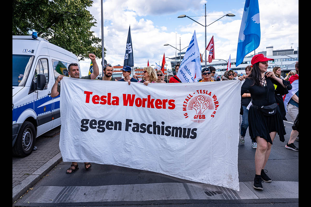 Protest gegen Waffenfabrik im Wedding: 