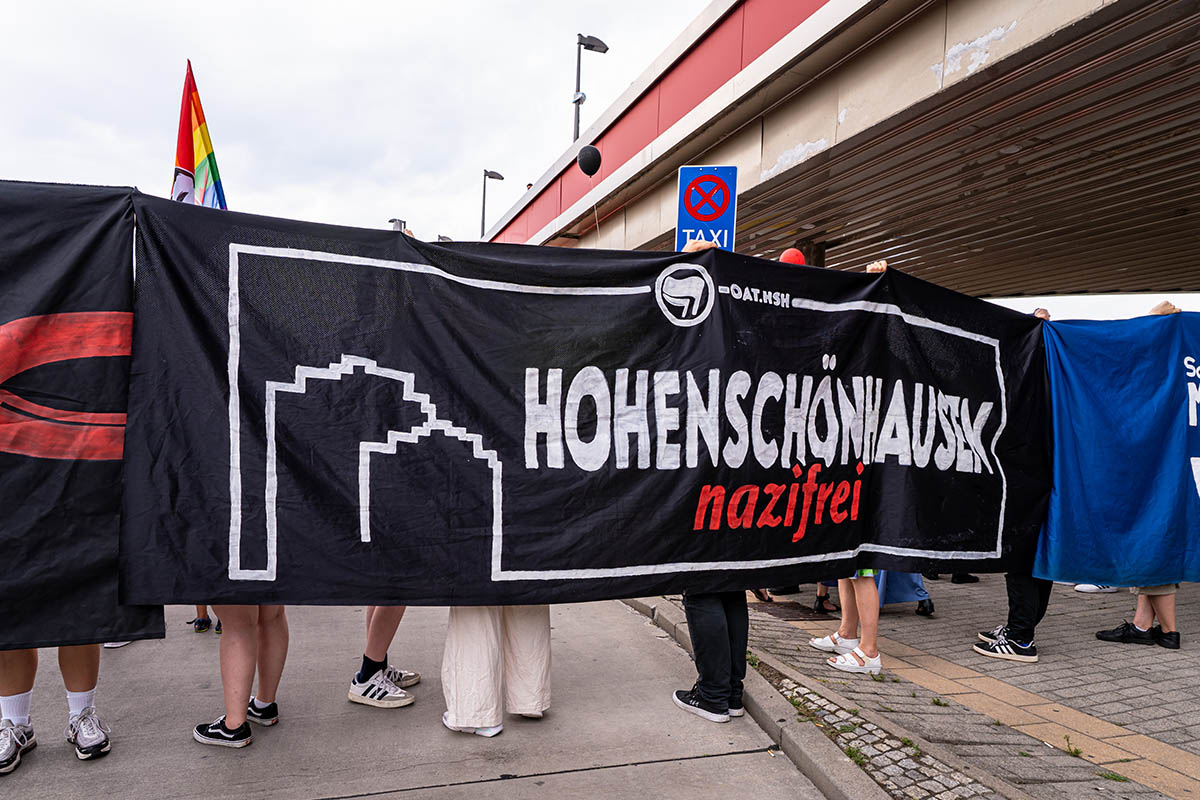 Protest gegen AfD-Wahlkampfstart in Marzahn: 