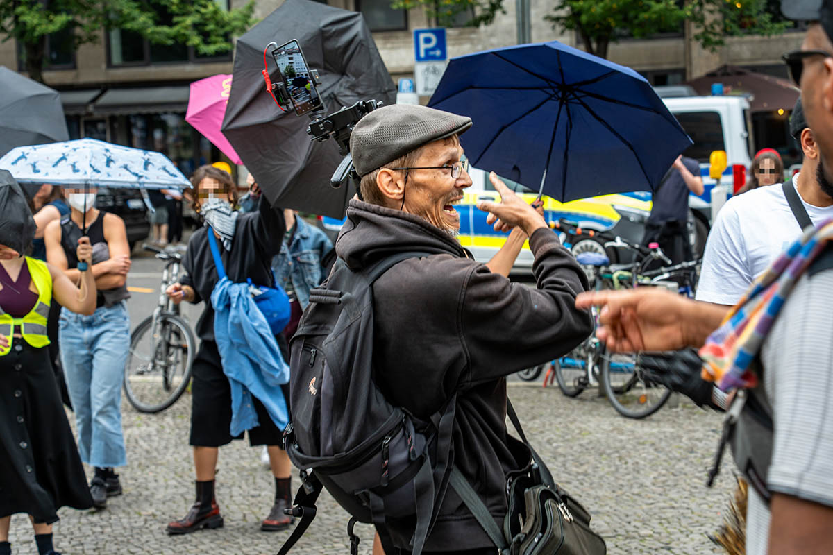 Black Lives Matter Kundgebung am Volksbad: Array