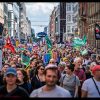 Zehntausende protestieren für wehrhafte Demokratie:    