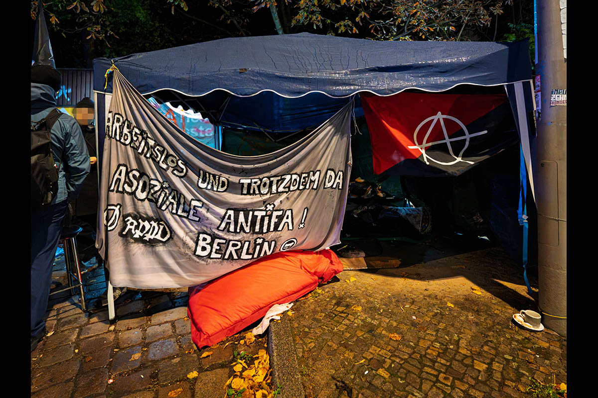 Illegale Räumung des Hugohaus durch die Polizei: 