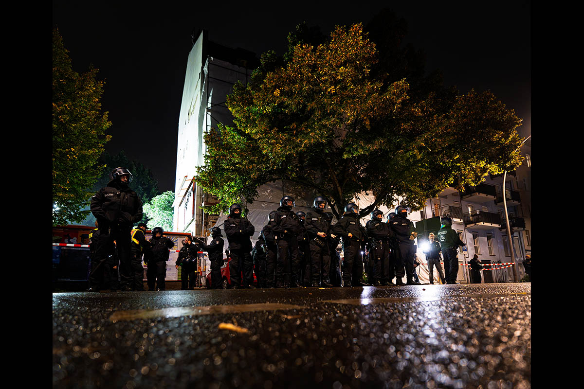 Illegale Räumung des Hugohaus durch die Polizei: 